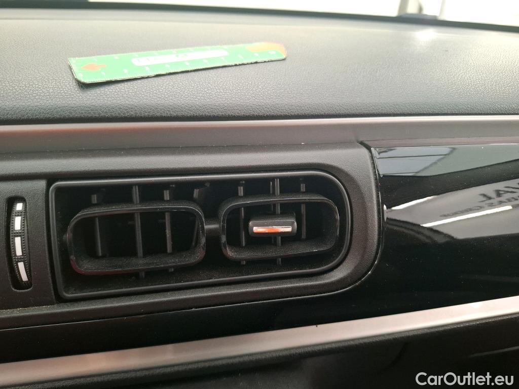  Citroen  C3  Société Feel 1.5 BlueHDI 100CV BVM6 E6d #4