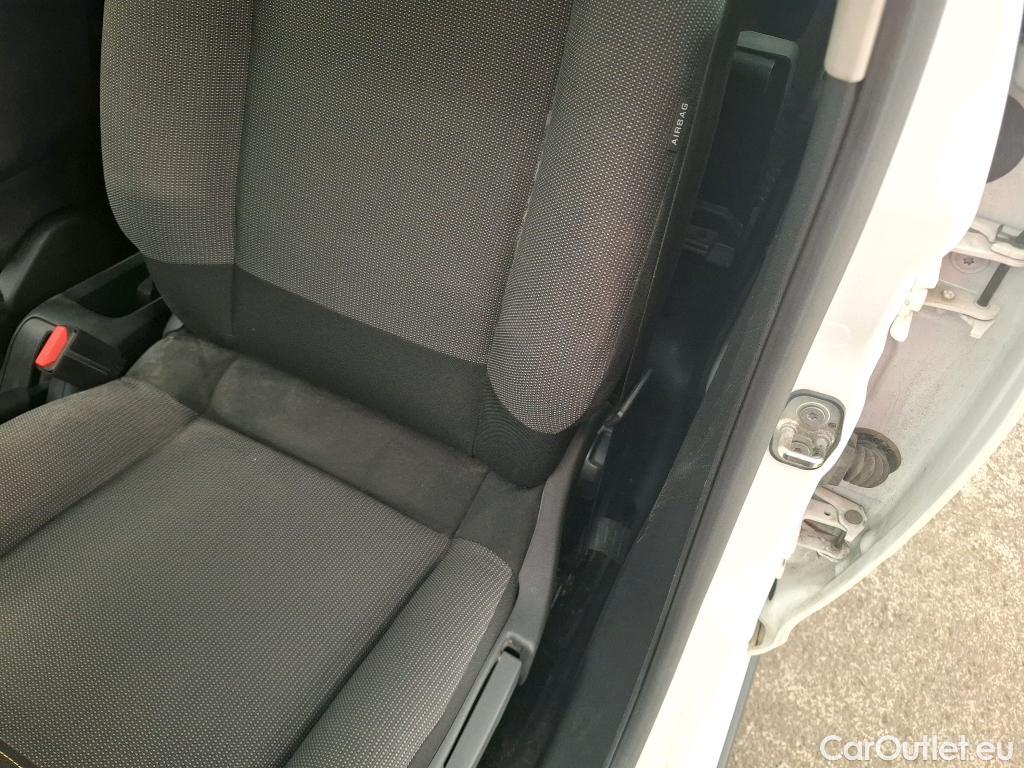  Citroen  C3  Société Feel 1.5 BlueHDI 100CV BVM6 E6d #10