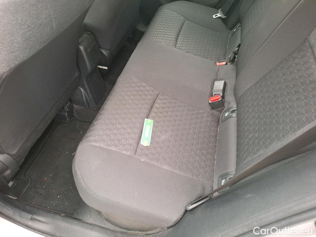  Toyota  Yaris  Hybride / 2019 / 5P / Berline 1.5 Hybride 116h Dynamic Business #33