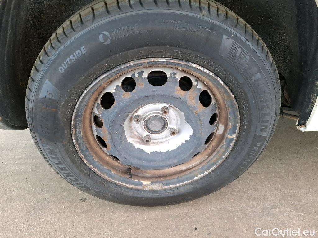  Citroen  Berlingo  Fourgon Club L1 (Court) 1.6 BlueHDi 100CV BVM5 E6 #40