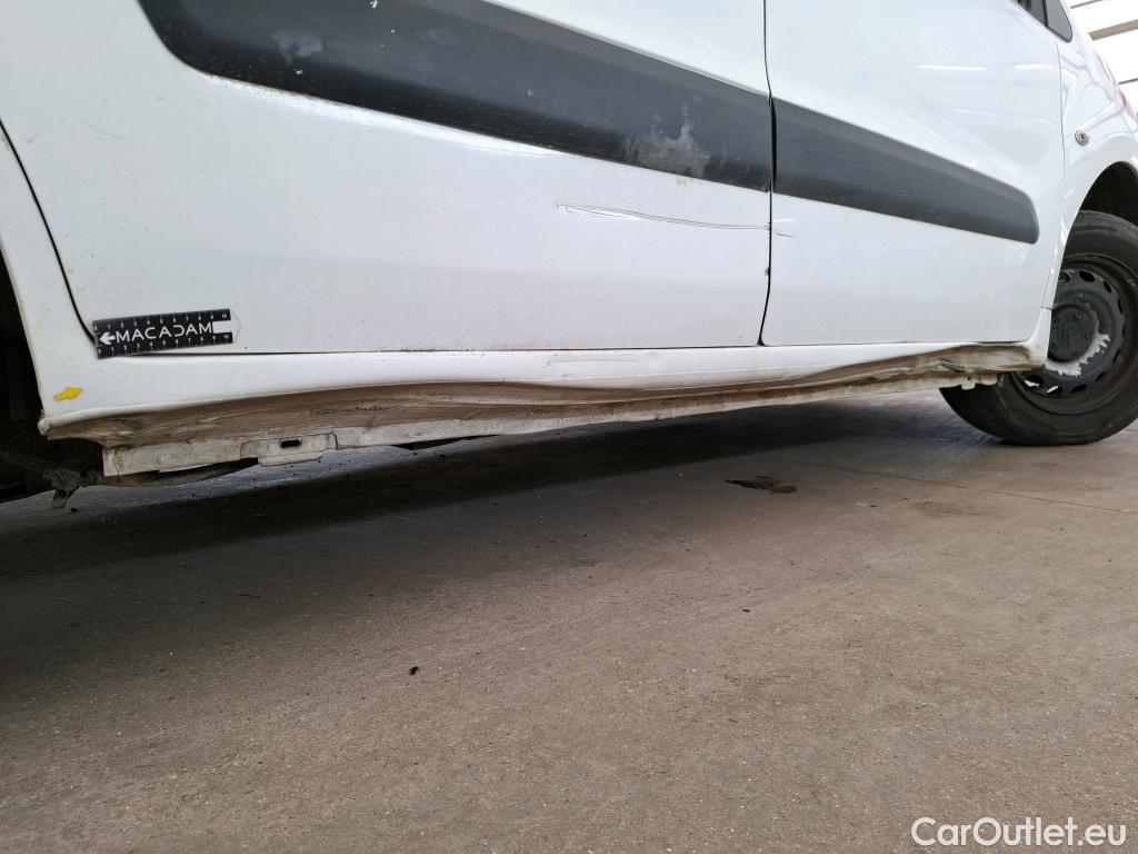  Citroen  Berlingo  Fourgon Club L1 (Court) 1.6 BlueHDi 100CV BVM5 E6 #2