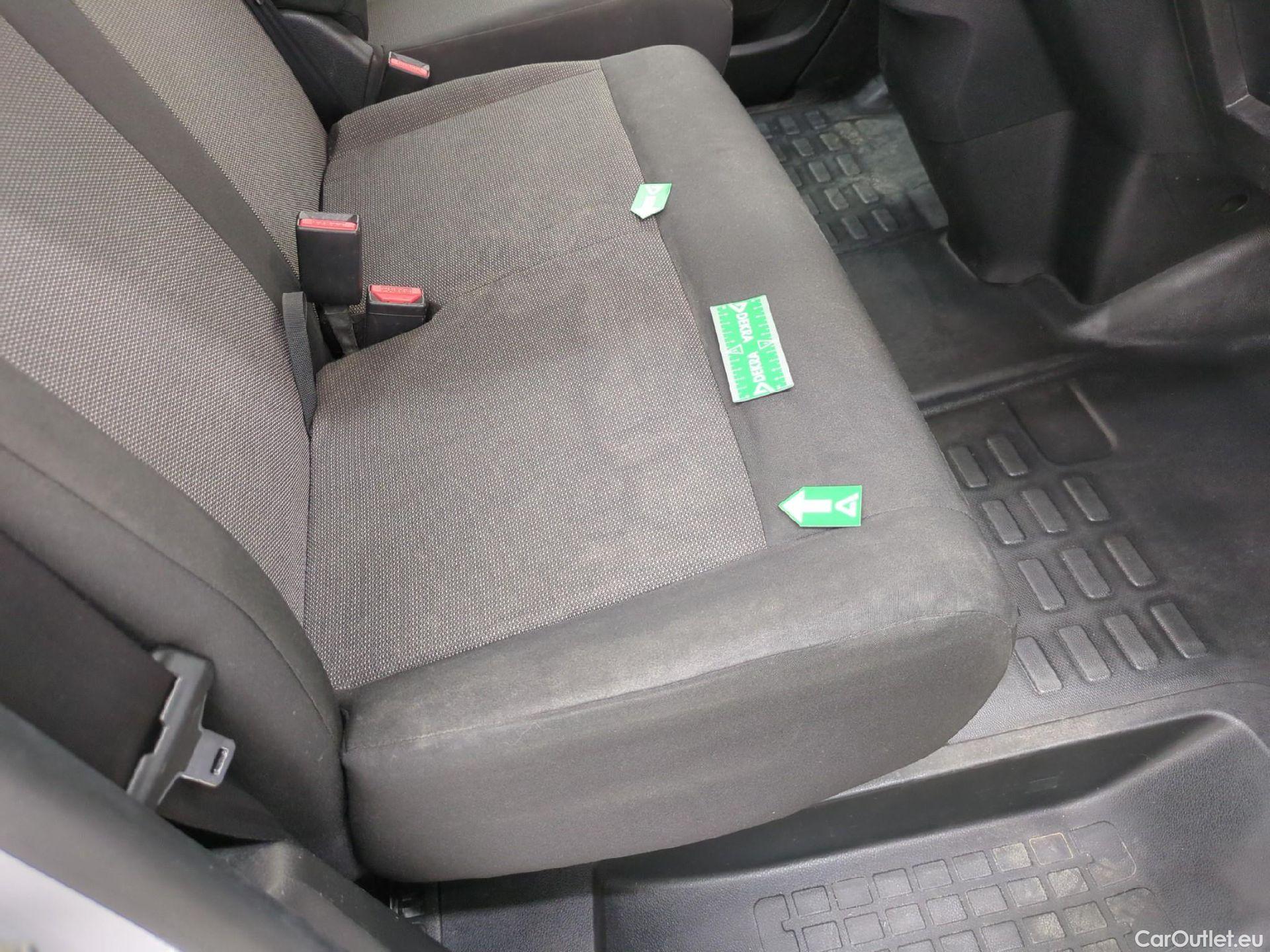  Opel  Vivaro OPEL  / 2019 / 4P / Fourgon tôlé Taille M BlueHDi 145 Pack Bus auto #3