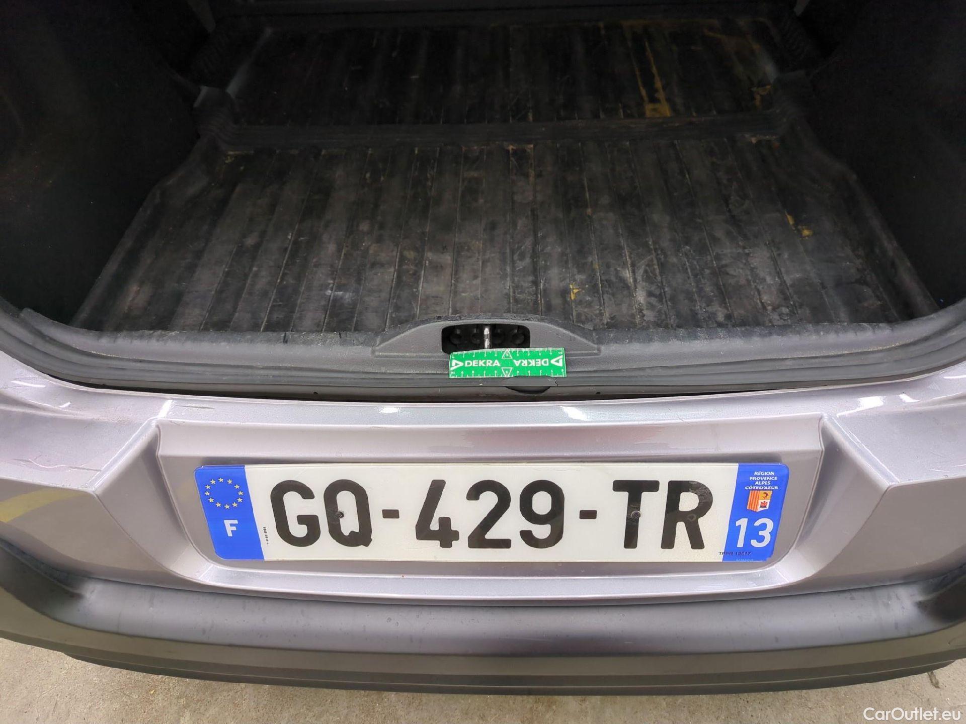  Citroen  C3 CITROEN  Société / 2020 / 5P / Berline / VU BlueHDi 100 S&S BVM6 Feel Nav #1