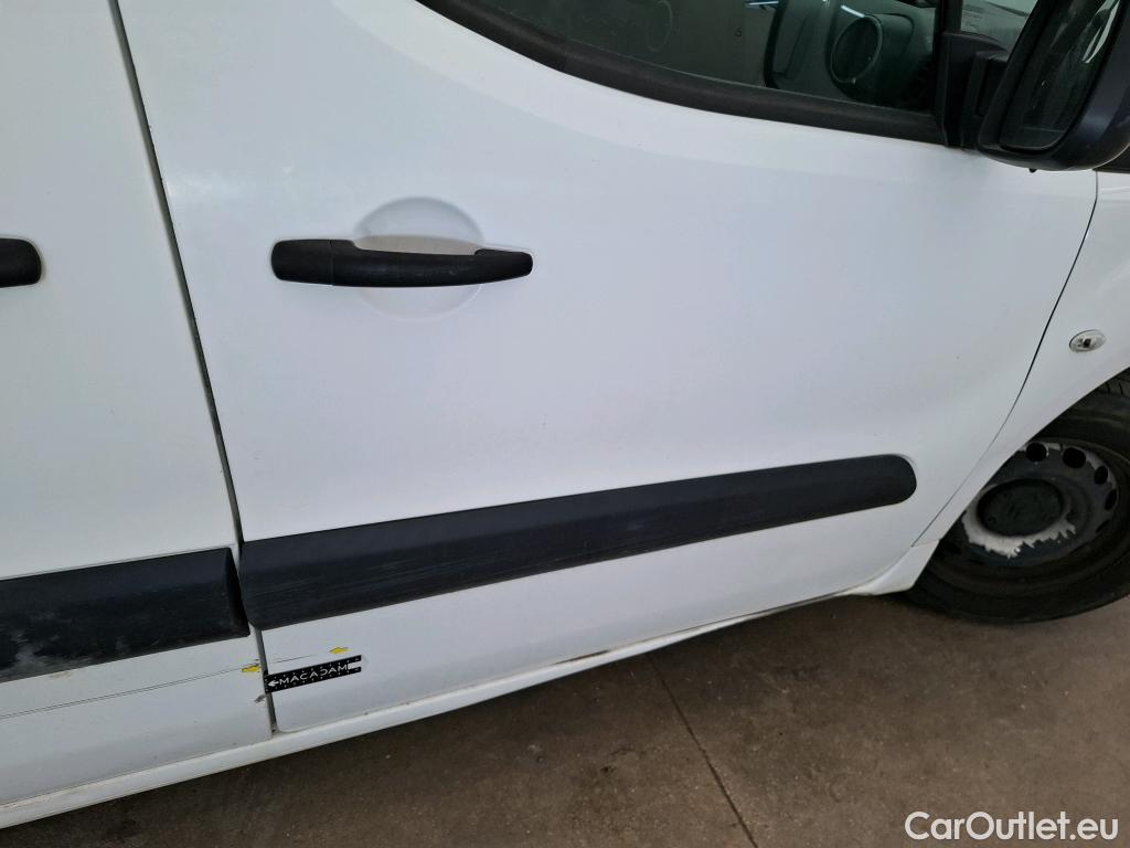  Citroen  Berlingo  Fourgon Club L1 (Court) 1.6 BlueHDi 100CV BVM5 E6 #44