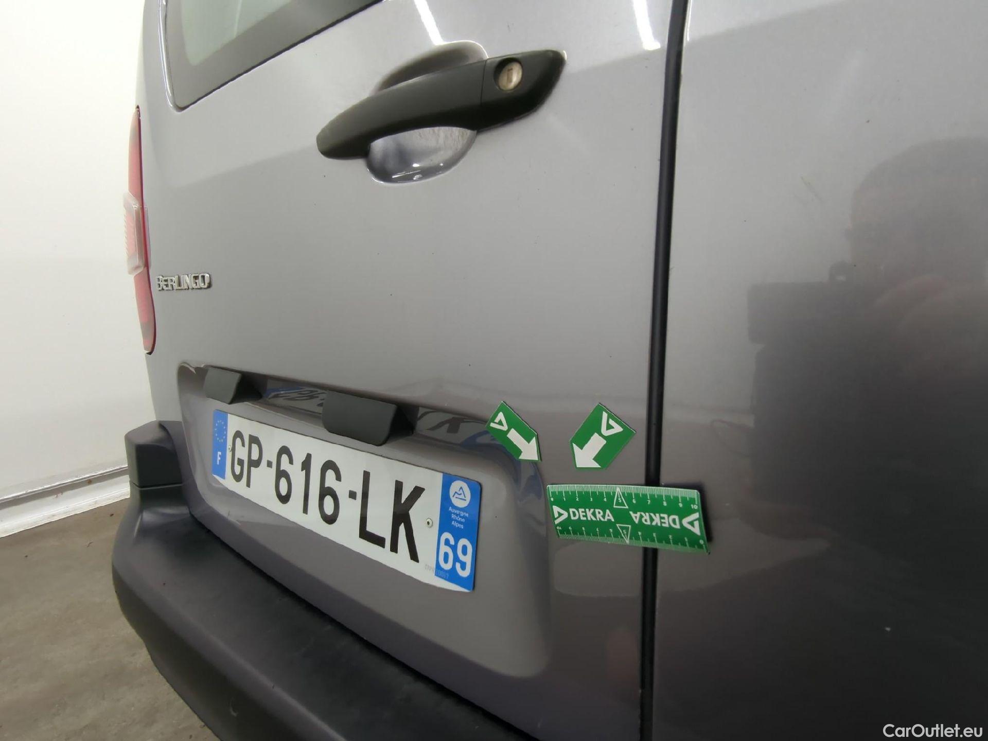  Citroen  Berlingo CITROEN  Van / 2018 / 4P / Fourgonnette Taille M 650kg BlueHDi 100 S&S BVM #12