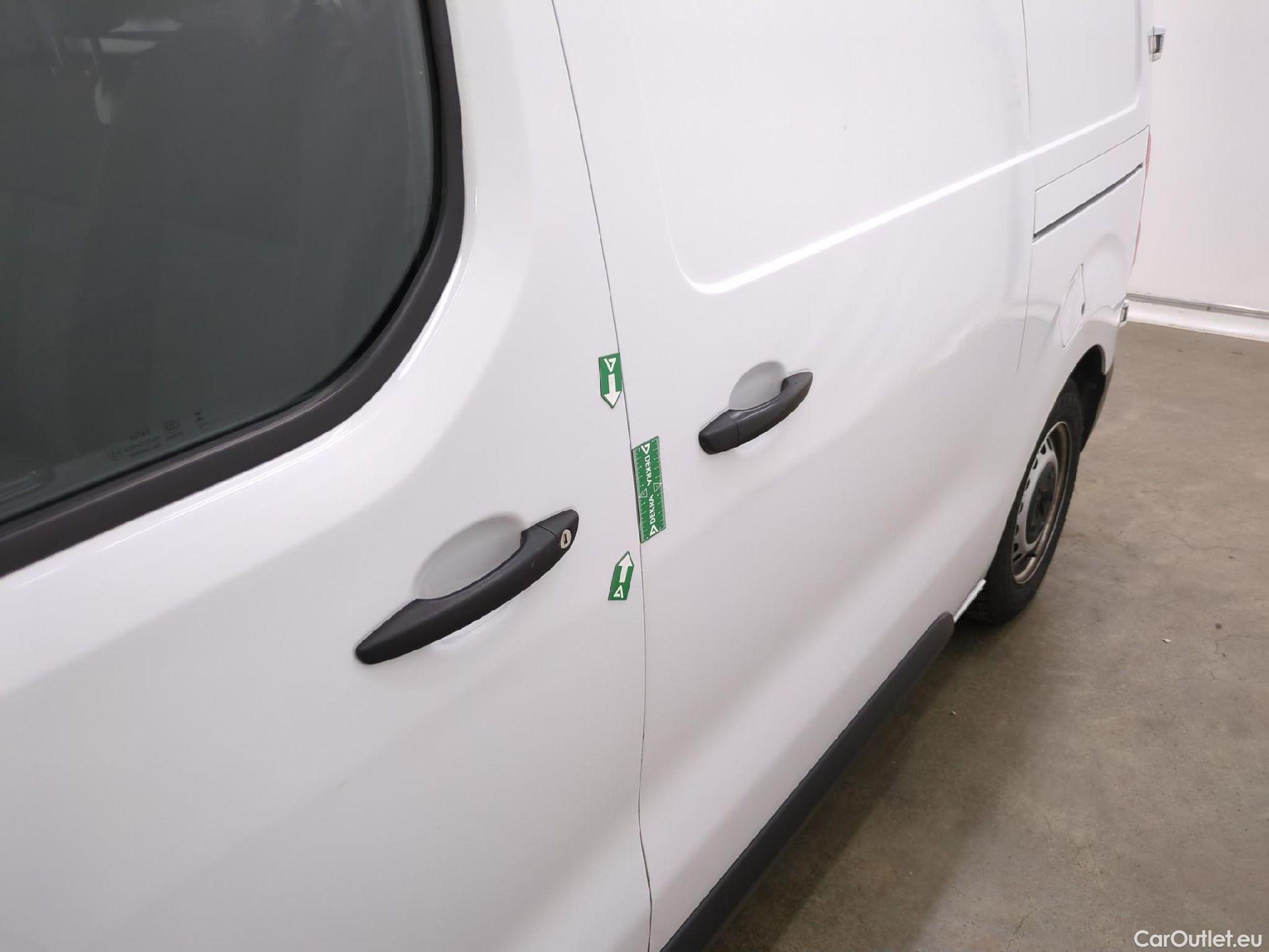  Opel  Vivaro OPEL  / 2019 / 4P / Fourgon tôlé Taille M BlueHDi 145 Pack Bus auto #12