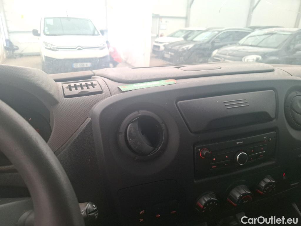  Renault  Master RENAULT  VU 4p Fourgon FG GCf Trac F3500 L3H2 Energy dCi 145 E6 #107