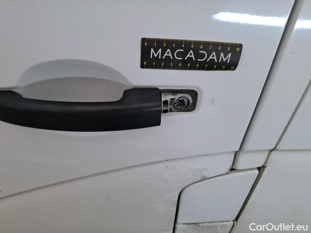  Renault  Master  III Fourgon L2H2 3 5 Grand Confort dCi 135CV BVM6 E6dT #102