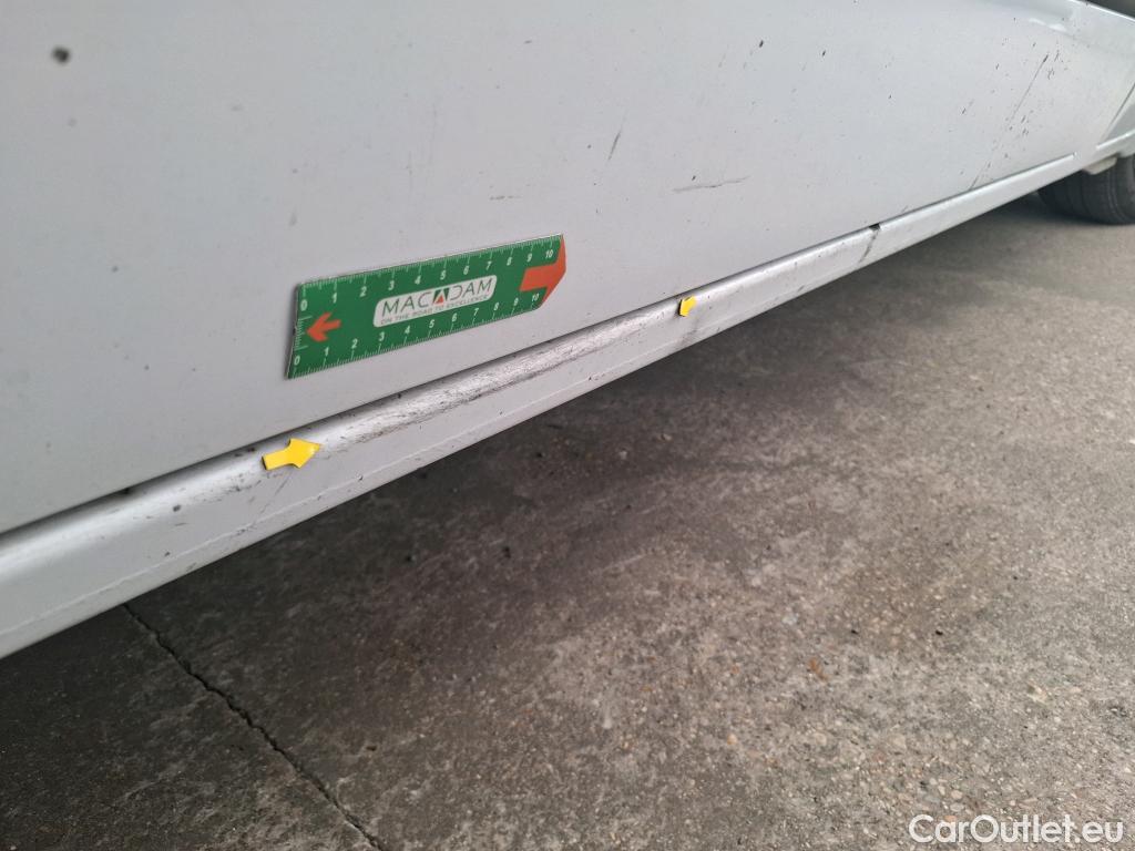  Renault  Master  III Fourgon L2H2 3 5 Grand Confort dCi 130CV BVM6 E6 #25