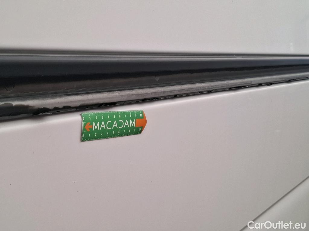  Renault  Master  III Fourgon L2H2 3 5 Grand Confort dCi 130CV BVM6 E6 #27