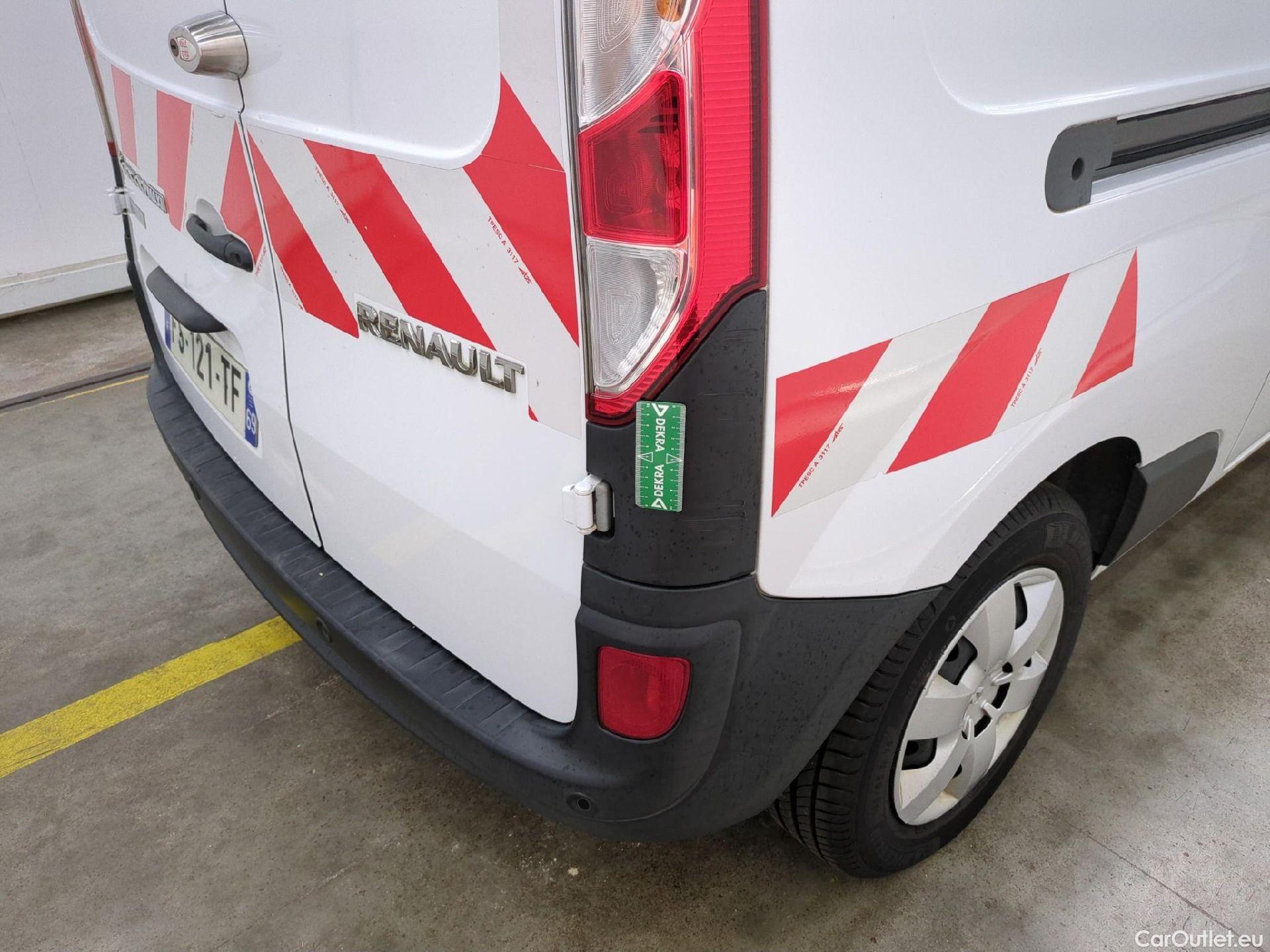  Renault  EXPRESS RENAULT Kangoo  / 2013 / 4P / Fourgonnette Gd Volume ExtraRLink - Blue dCi 95 #24