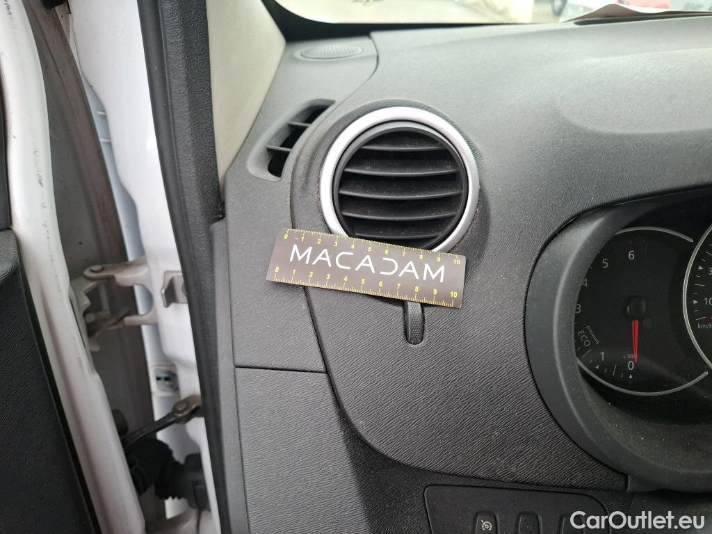  Renault  Kangoo  Express Compact Extra (Série Spéciale) 1.5 dCi 75CV BVM5 E6 #17