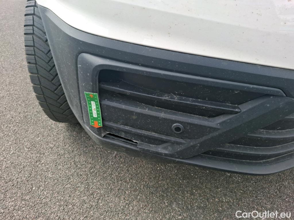  Volkswagen  Crafter  Fourgon Fourgon 35 mittlerer Radstand mit Hochdach FWD 2.0 #20
