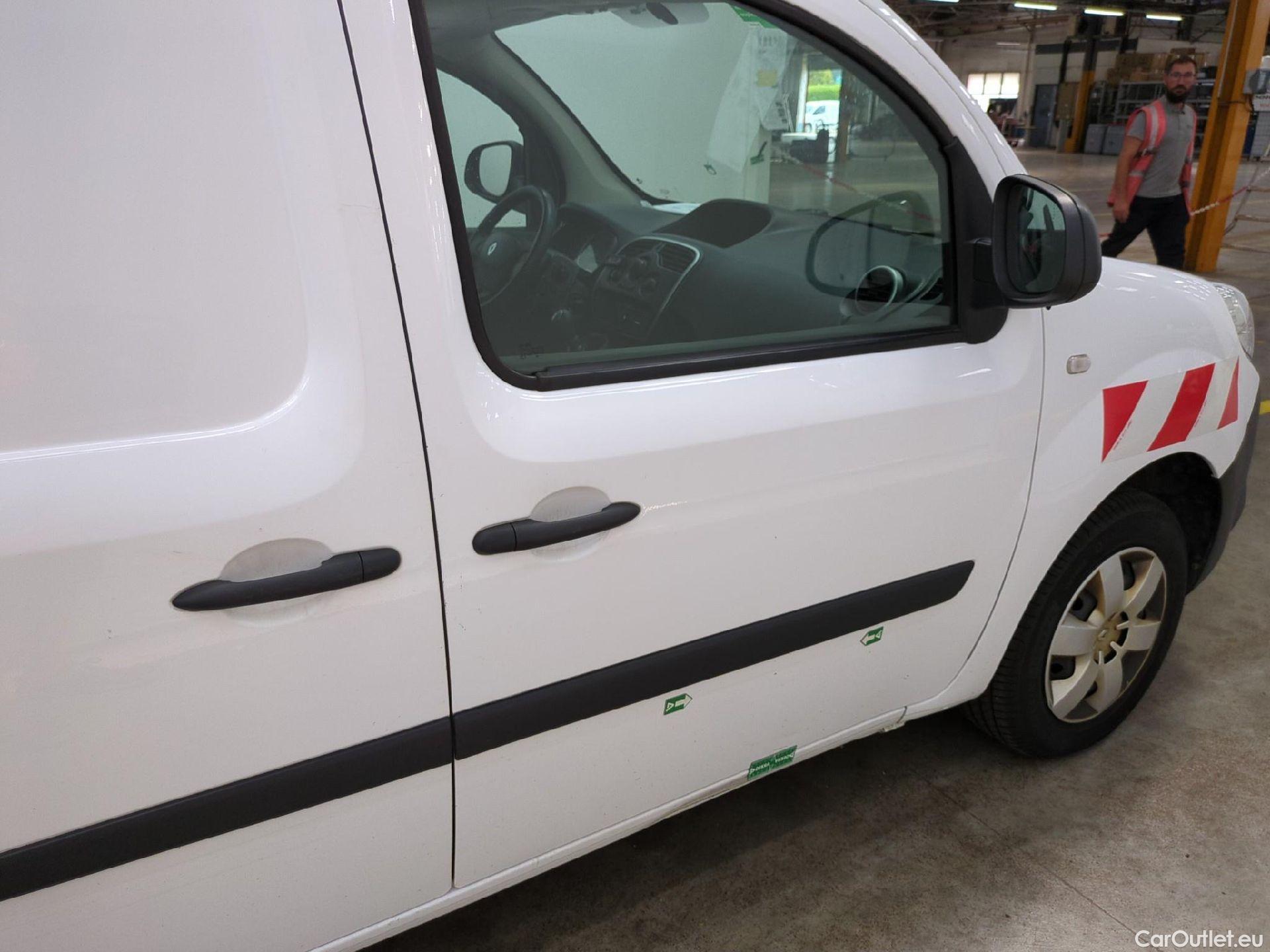  Renault  EXPRESS RENAULT Kangoo  / 2013 / 4P / Fourgonnette Gd Volume ExtraRLink - Blue dCi 95 #33