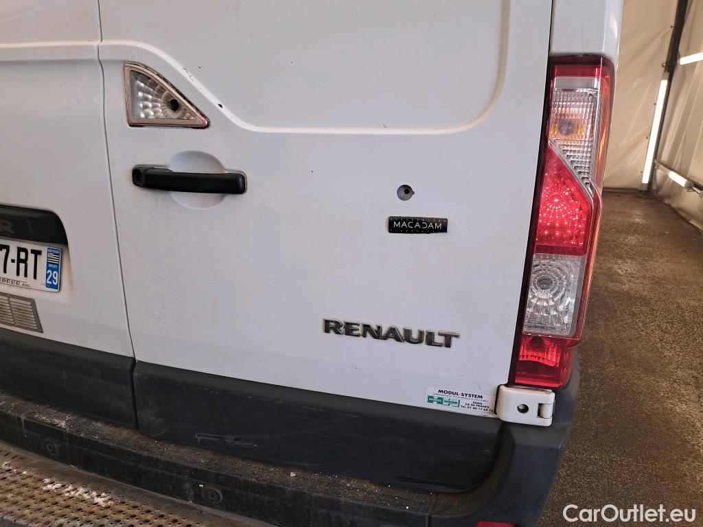  Renault  Master RENAULT  / 2019 / 4P / Fourgon tôlé FG Tr GCF F3300 L2H2 dCi 135 #25
