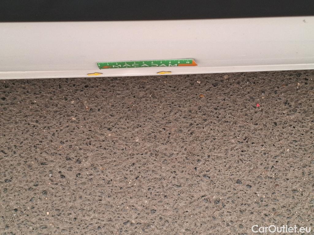  Renault  Master  III Fourgon L2H2 3 5 Grand Confort dCi 130CV BVM6 E6 #9