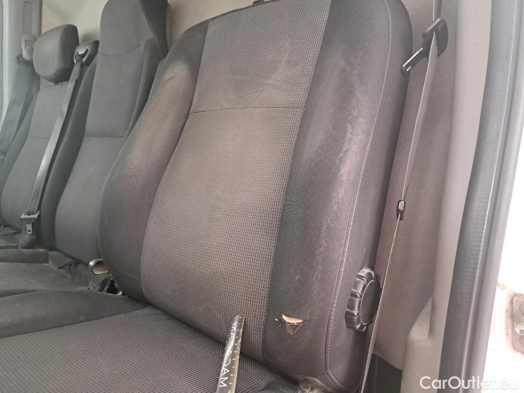  Renault  Master RENAULT  / 2019 / 4P / Fourgon tôlé FG Tr GCF F3300 L2H2 dCi 135 #18