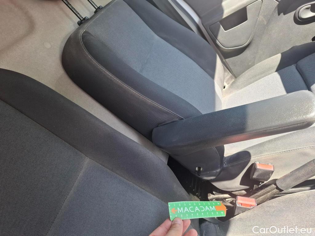  Renault  Master  III Fourgon L2H2 3 5 Grand Confort dCi 130CV BVM6 E6 #25