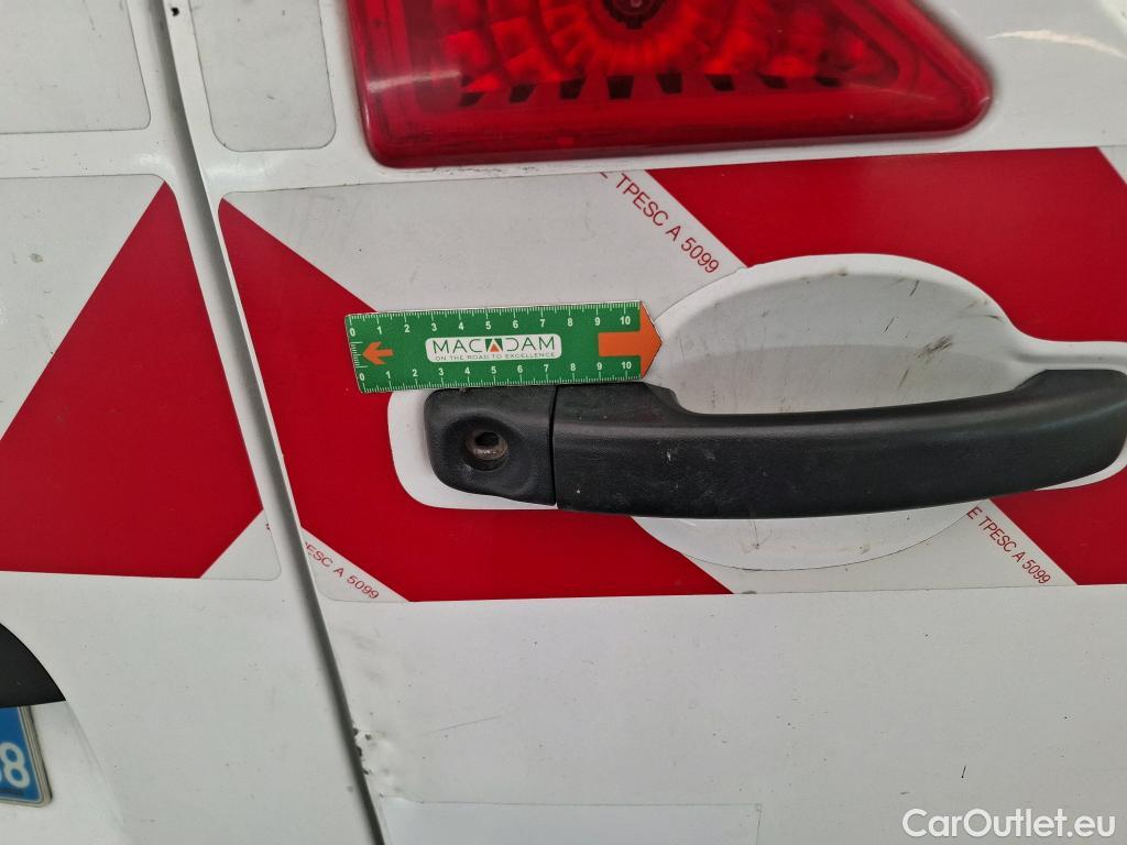  Renault  Master  III Fourgon L2H2 3 5 Grand Confort dCi 130CV BVM6 E6 #28