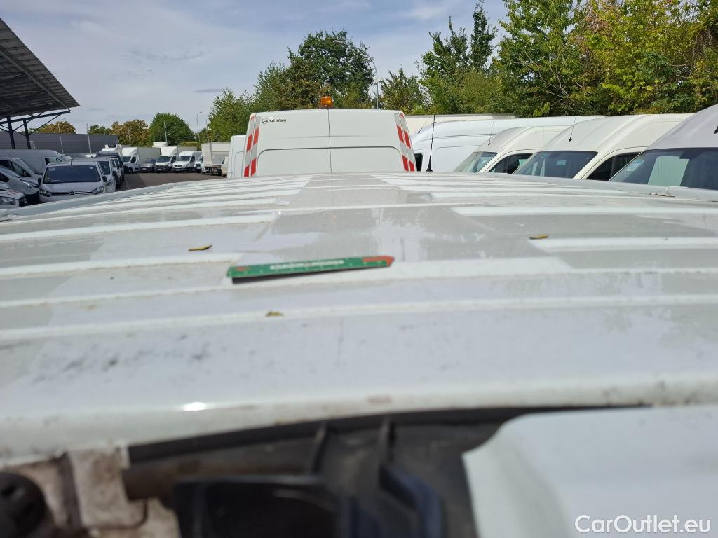  Renault  Trafic RENAULT  / 2019 / 4P / Fourgon tole FG GCF L1H1 1200 Energy dCi 145 EDC #10
