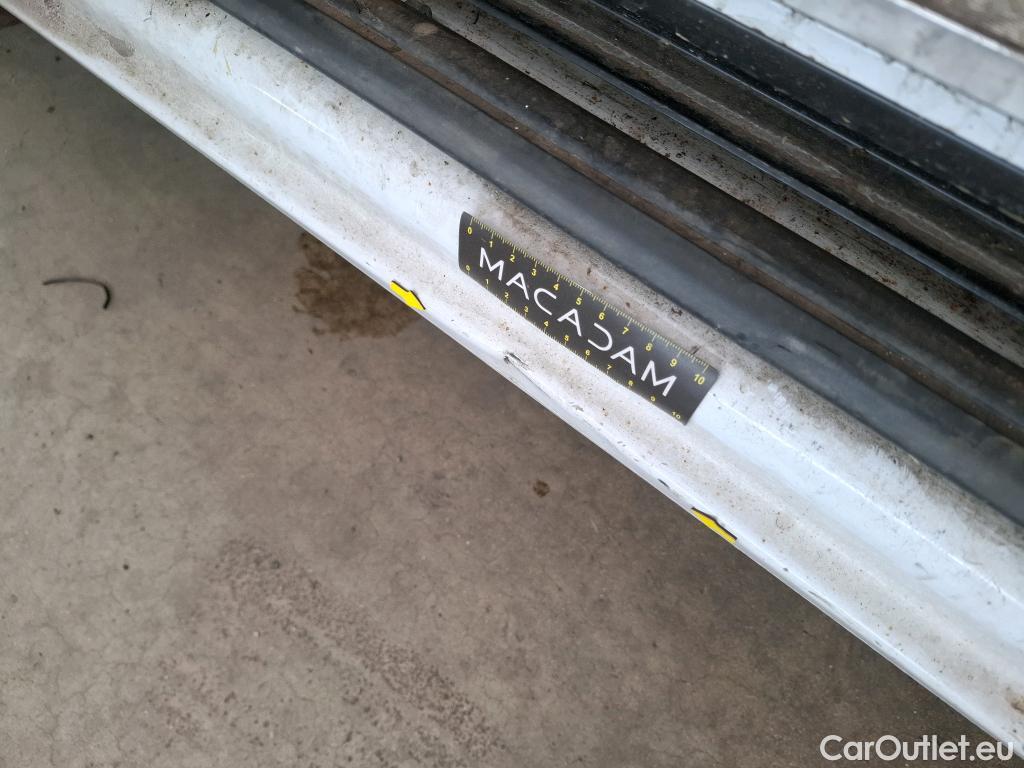  Renault  Master  III Fourgon L2H2 3 5 Grand Confort dCi 135CV BVM6 E6dT #60