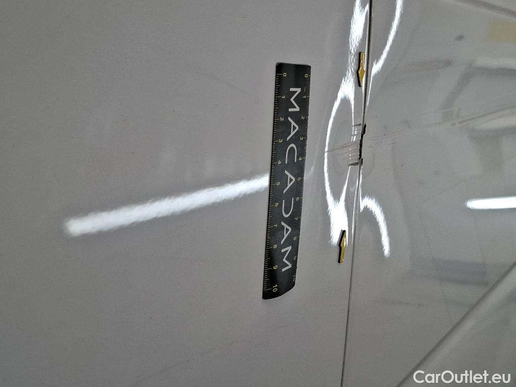  Renault  Master  III Fourgon L2H2 3 5 Grand Confort dCi 135CV BVM6 E6dT #30