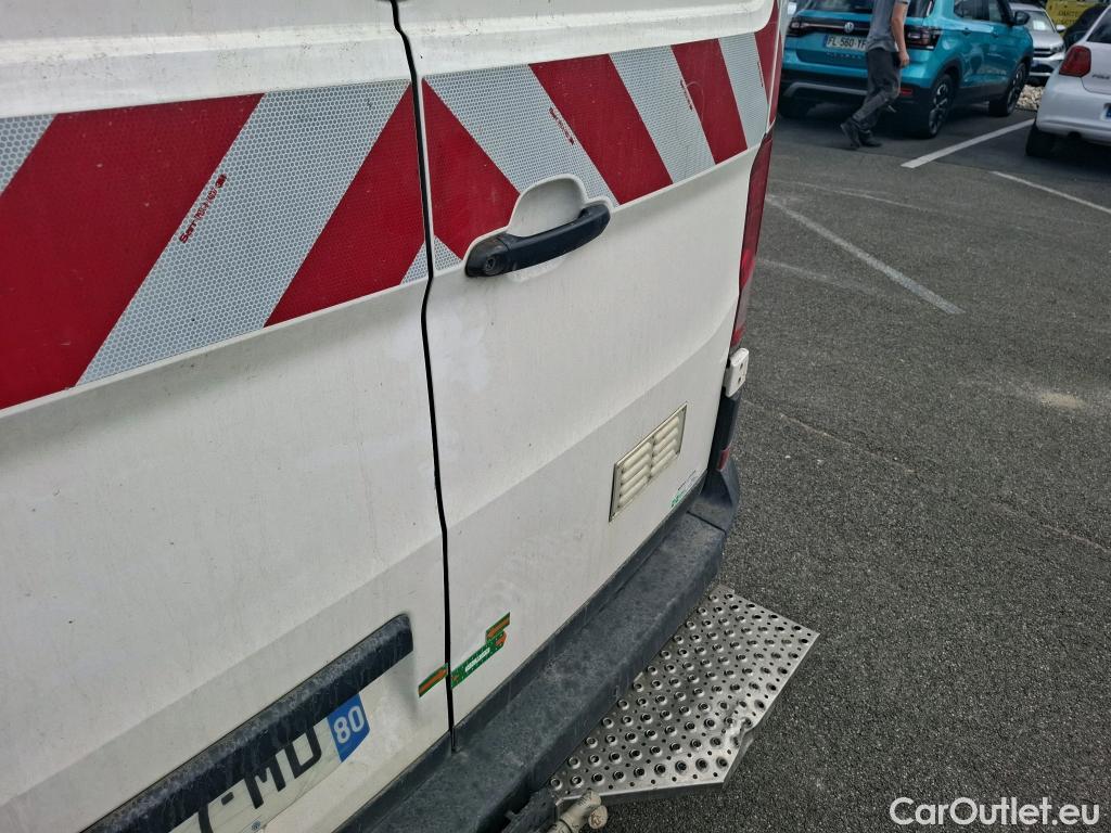  Volkswagen  Crafter  Fourgon Fourgon 35 mittlerer Radstand mit Hochdach FWD 2.0 #25