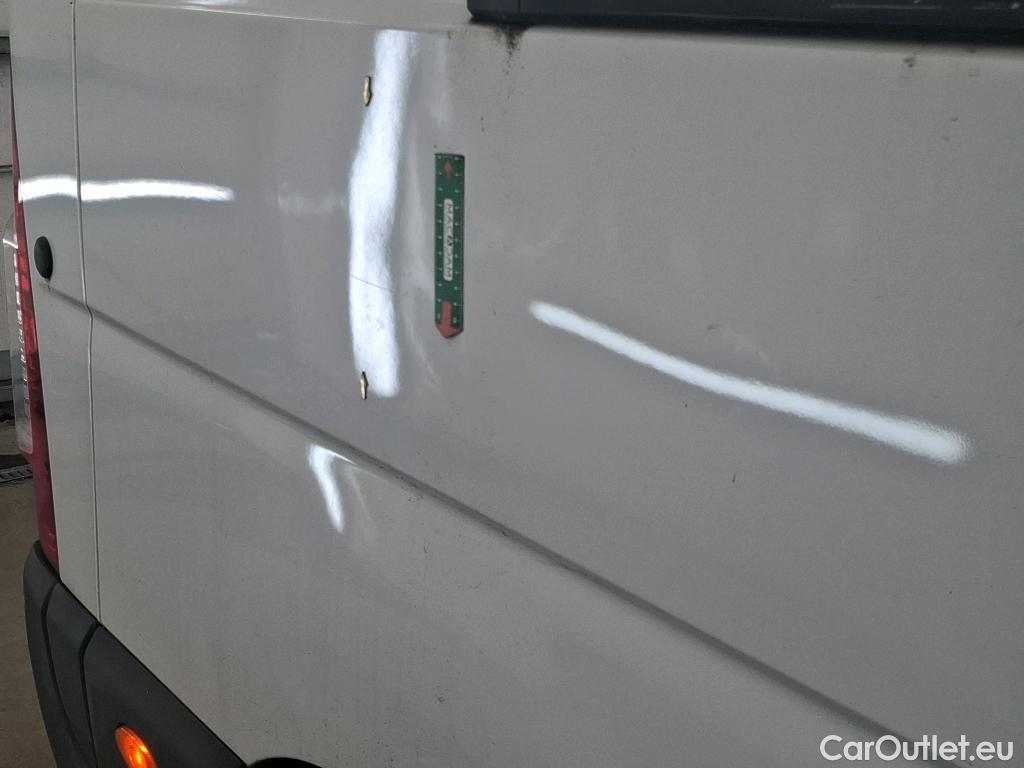  Renault  Master RENAULT  VU 4p Fourgon FG GCf Trac F3500 L3H2 Energy dCi 145 E6 #28
