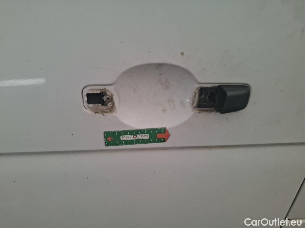  Renault  Master RENAULT  VU 4p Fourgon FG GCf Trac F3500 L3H2 Energy dCi 145 E6 #101