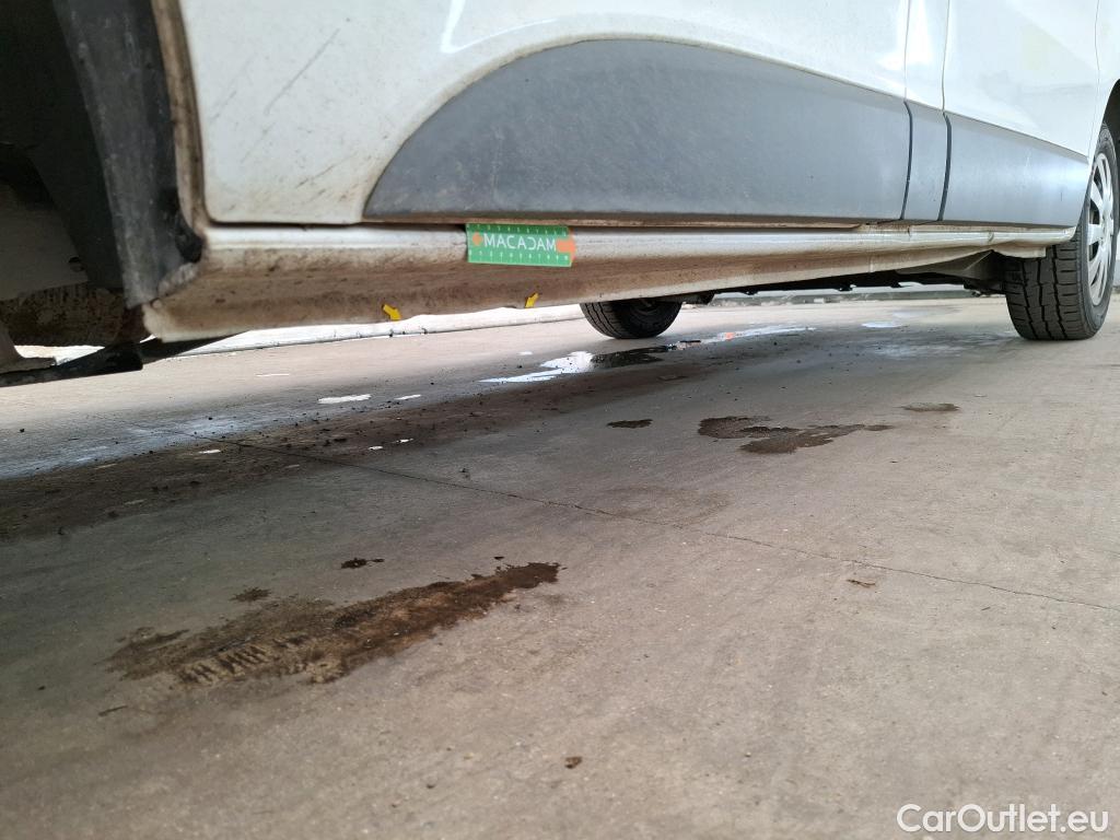  Renault  Trafic  III Fourgon Grand Confort L1H1 1200 1.6 dCi 125CV BVM6 E6 #23