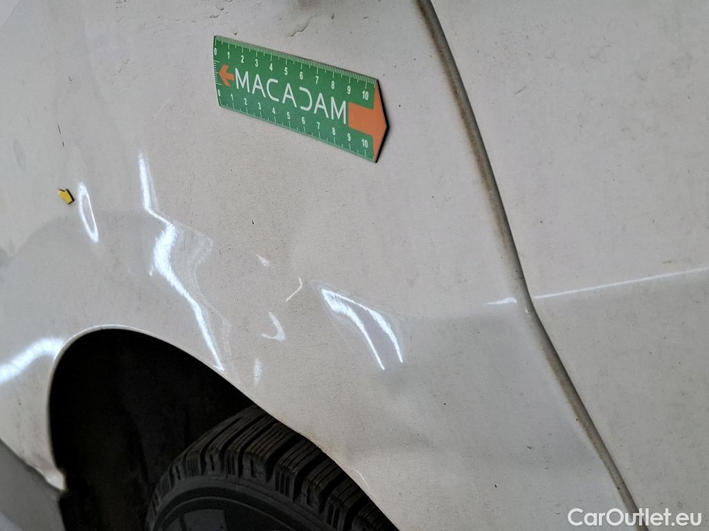  Renault  Trafic  III Fourgon Grand Confort L1H1 1200 1.6 dCi 125CV BVM6 E6 #8