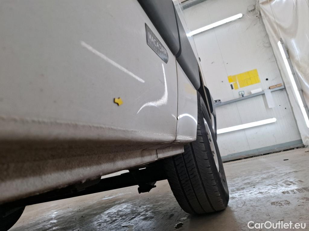  Renault  Master  III Fourgon L2H2 3 5 Grand Confort dCi 135CV BVM6 E6dT #27
