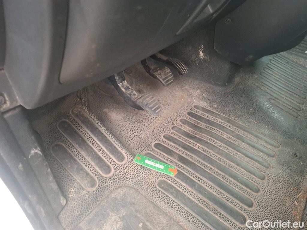  Renault  Master RENAULT  VU 4p Fourgon FG GCf Trac F3500 L3H2 Energy dCi 145 E6 #131