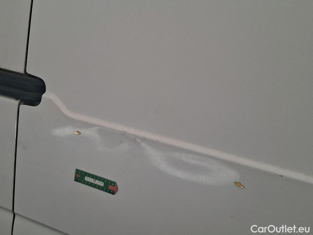  Renault  Master RENAULT  VU 4p Fourgon FG GCf Trac F3500 L3H2 Energy dCi 145 E6 #16