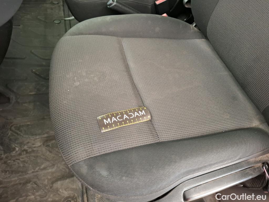  Renault  Master  III Fourgon L2H2 3 5 Grand Confort dCi 135CV BVM6 E6dT #99