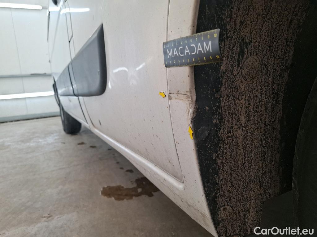  Renault  Master  III Fourgon L2H2 3 5 Grand Confort dCi 135CV BVM6 E6dT #56