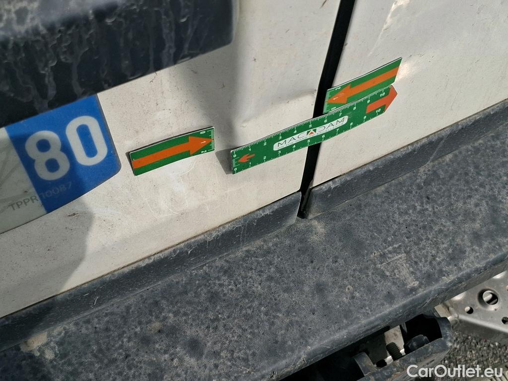  Volkswagen  Crafter  Fourgon Fourgon 35 mittlerer Radstand mit Hochdach FWD 2.0 #24