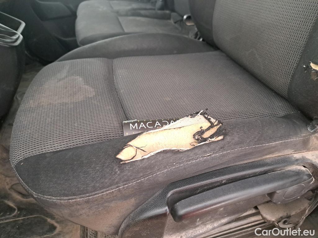  Renault  Master RENAULT  / 2019 / 4P / Fourgon tôlé FG Tr GCF F3300 L2H2 dCi 135 #1