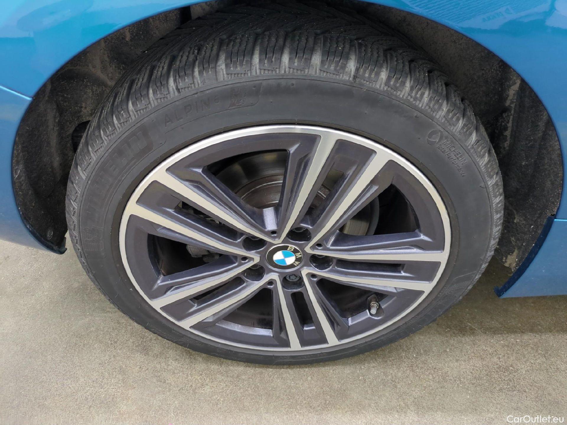  Bmw  Serie 1 BMW Série 1 / 2019 / 5P / Berline 1.5 116D Business Design #25
