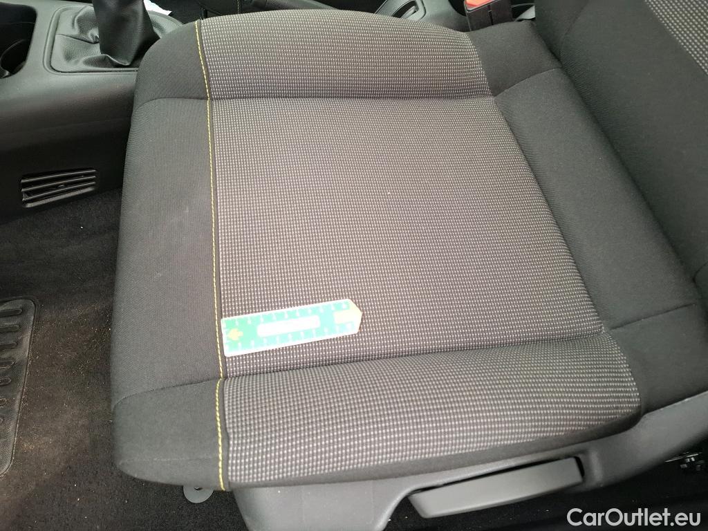  Citroen  C3  Plus 1.2 PureTech 80CV BVM5 6E #8
