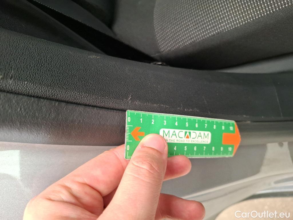  Citroen  C3  Plus 1.2 PureTech 80CV BVM5 6E #4