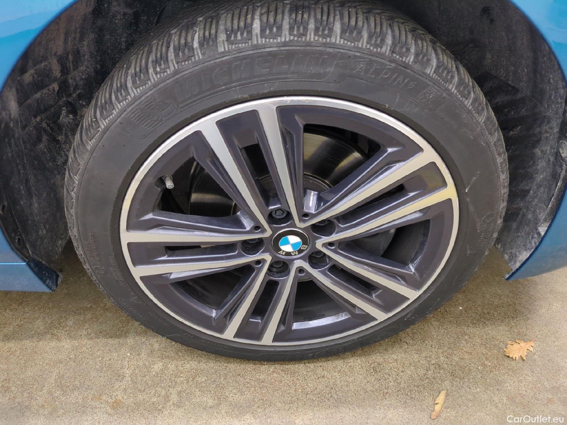  Bmw  Serie 1 BMW Série 1 / 2019 / 5P / Berline 1.5 116D Business Design #4