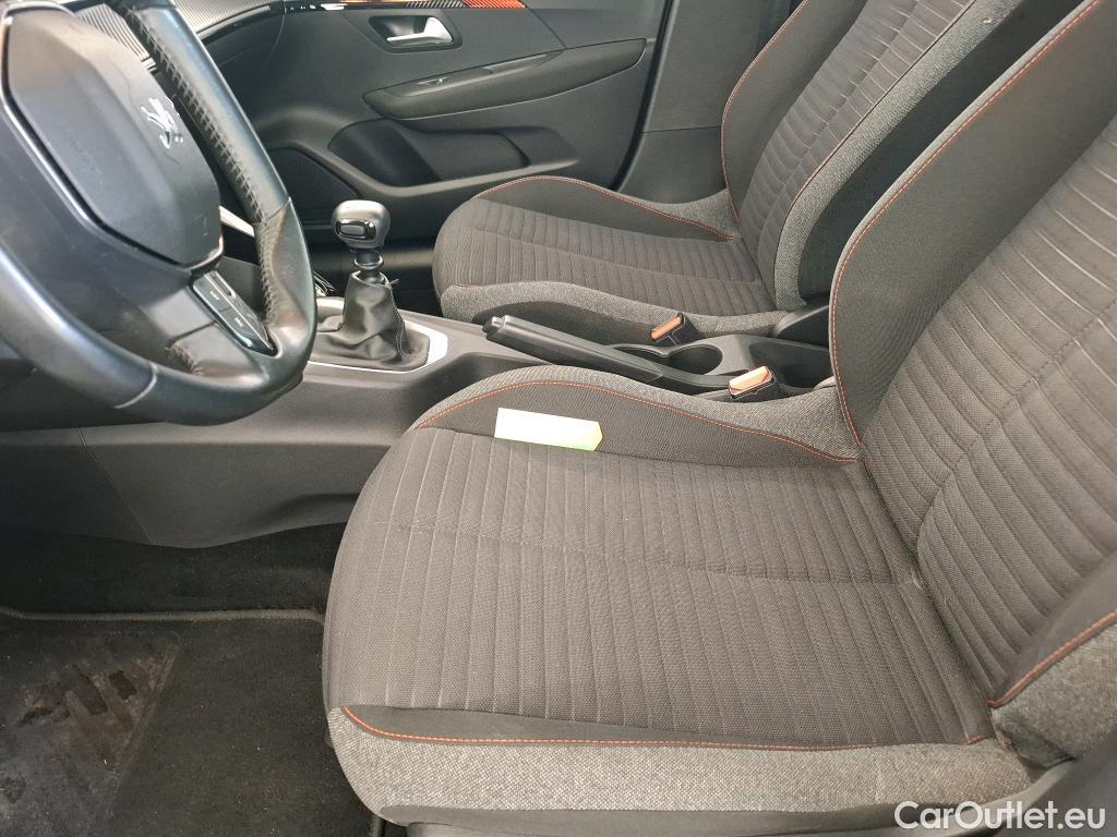  Peugeot  208  Active Business 1.2 PureTech 100CV BVM6 E6d #40