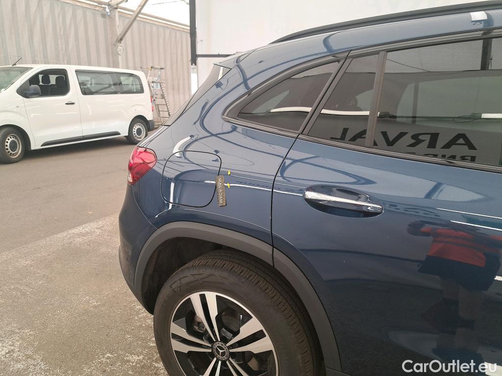  Mercedes  GLA MERCEDES-BENZ  / 2020 / 5P / SUV 1.3  250 e PROGRESSIVE LINE DCT #4