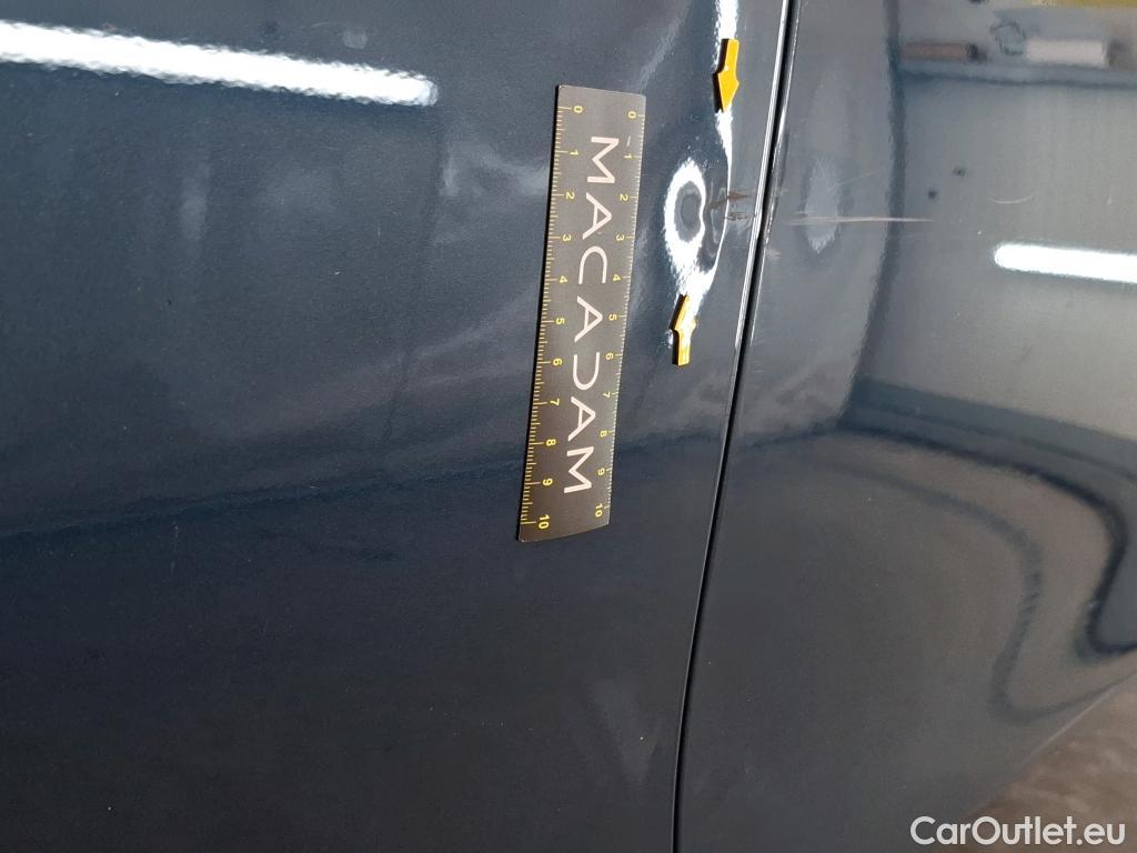  Mercedes  B-Klasse MERCEDES-BENZ Classe B / 2019 / 5P / monospace B 250e AMG Line Edition #30