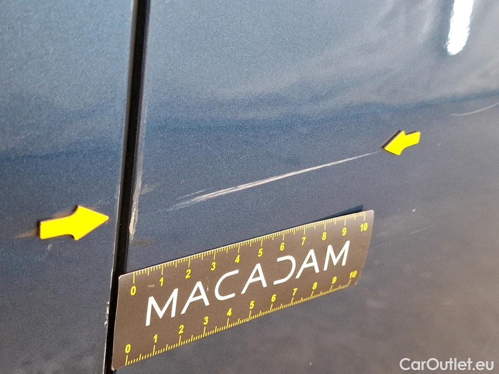  Mercedes  B-Klasse MERCEDES-BENZ Classe B / 2019 / 5P / monospace B 250e AMG Line Edition #37