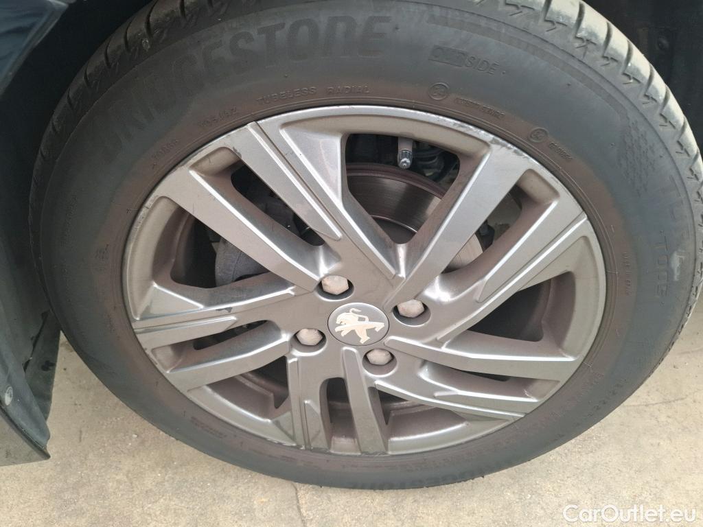  Peugeot  208  Active Business 1.2 PureTech 75CV BVM5 E6d #23