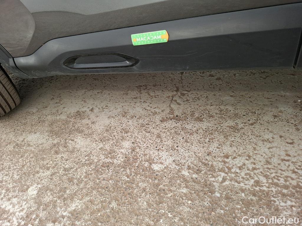  Citroen  C4  Berline Feel Pack 1.2 PureTech 130CV BVM6 E6d #21