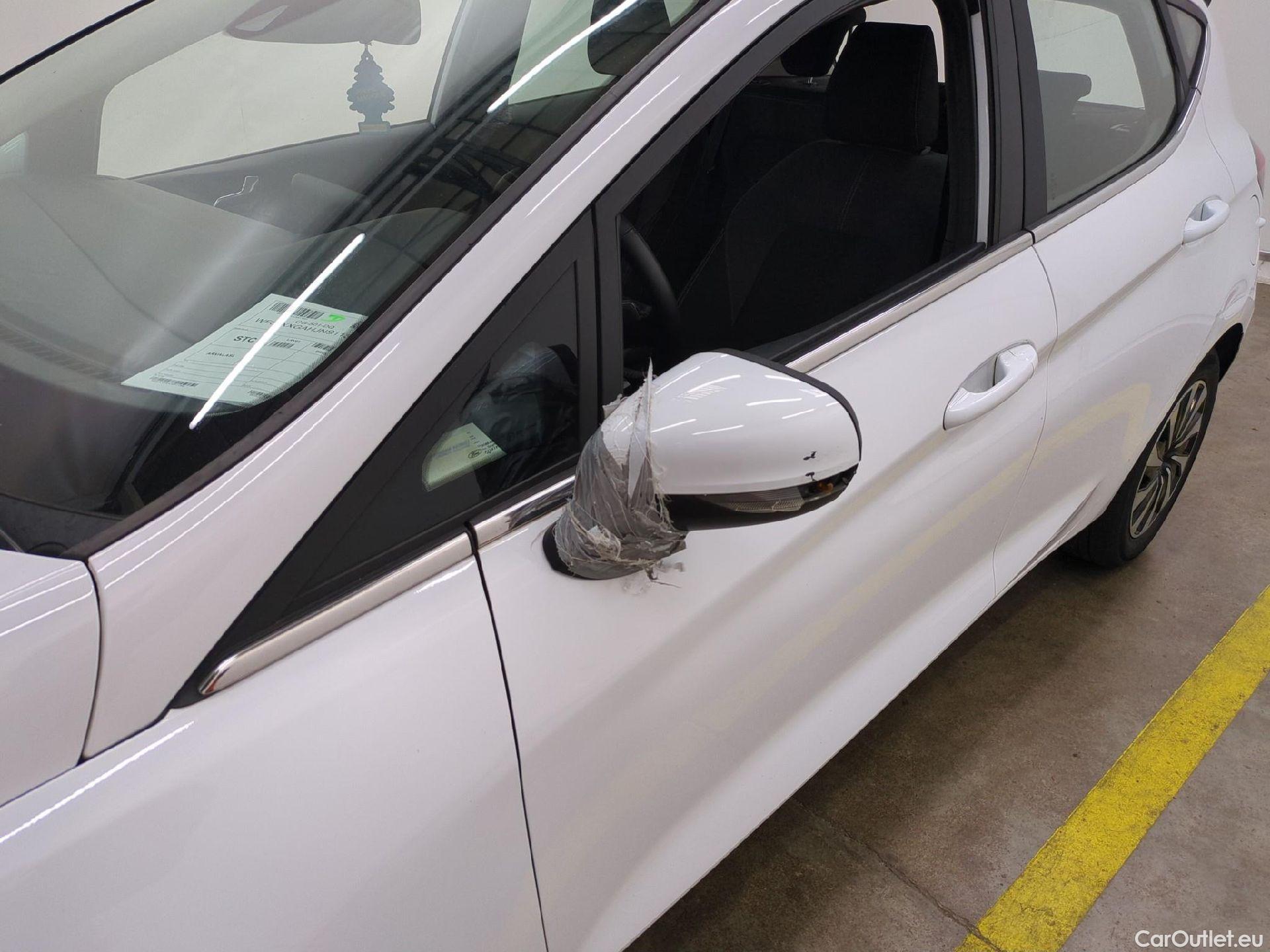  Ford  Fiesta  Titanium 1.0 EcoBoost #31