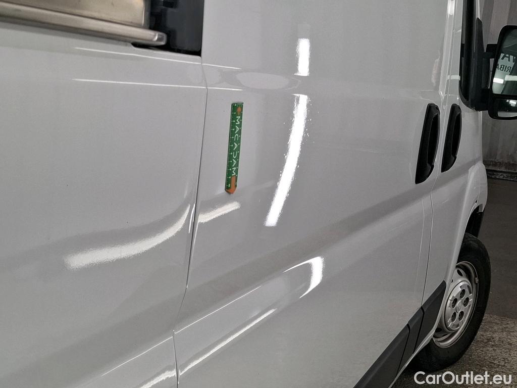  Fiat  Ducato FIAT   2014  4P  Fourgon tôlé 3 0 M H2 2 3 Multijet 120 Pack Pro Nav #13
